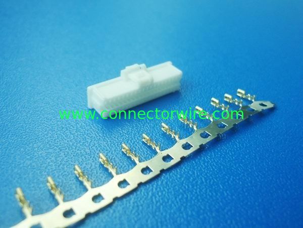 Dual Rows 1.0MM Space Wire To Board Crimp Surface Mount Connector for Led lamp